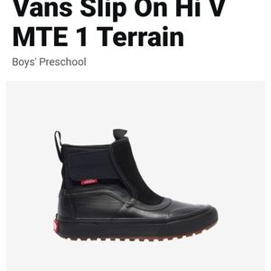 Vans NWT Boys Sz 13 BLK